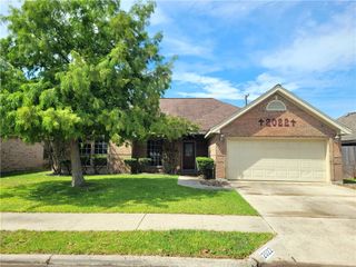 2022 Jenica Dr, Ingleside, TX 78362