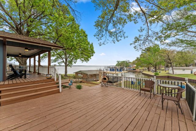 112 Henderson Harbor Circle, Payne Springs, TX 75156