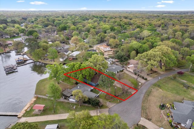 112 Henderson Harbor Circle, Payne Springs, TX 75156