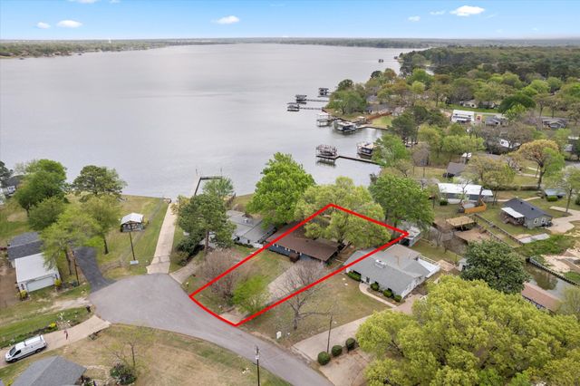 112 Henderson Harbor Circle, Payne Springs, TX 75156
