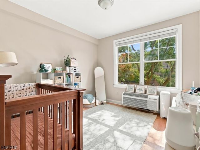 40 Constitution Way 201, Jersey City, NJ 07305