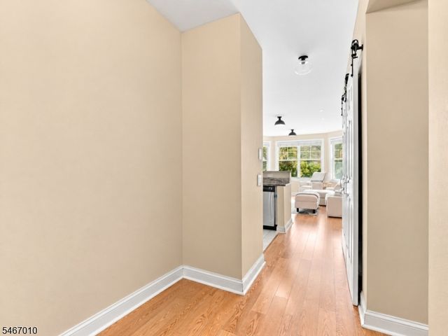 40 Constitution Way 201, Jersey City, NJ 07305