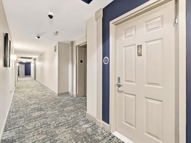 40 Constitution Way 201, Jersey City, NJ 07305