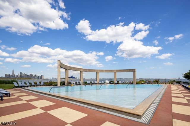 40 Constitution Way 201, Jersey City, NJ 07305