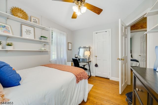719 Godwin Ave, Midland Park Boro, NJ 07432