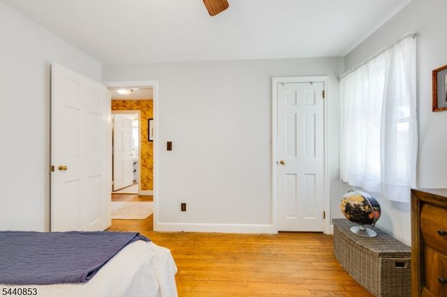 719 Godwin Ave, Midland Park Boro, NJ 07432