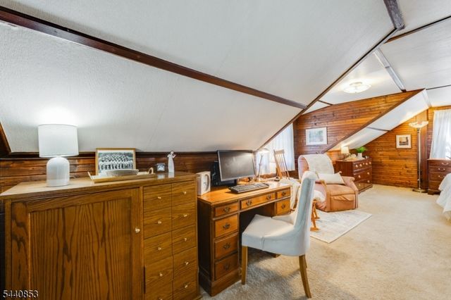719 Godwin Ave, Midland Park Boro, NJ 07432