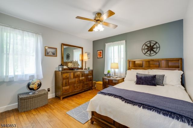719 Godwin Ave, Midland Park Boro, NJ 07432