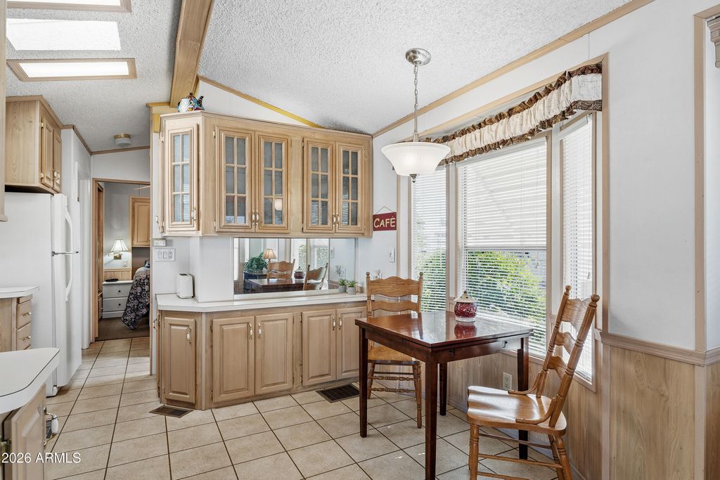 Image 12 of property listing at 111 S GREENFIELD Road 490, Mesa, AZ 85206