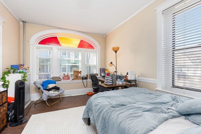 21 Royal Street 1, Boston, MA 02134