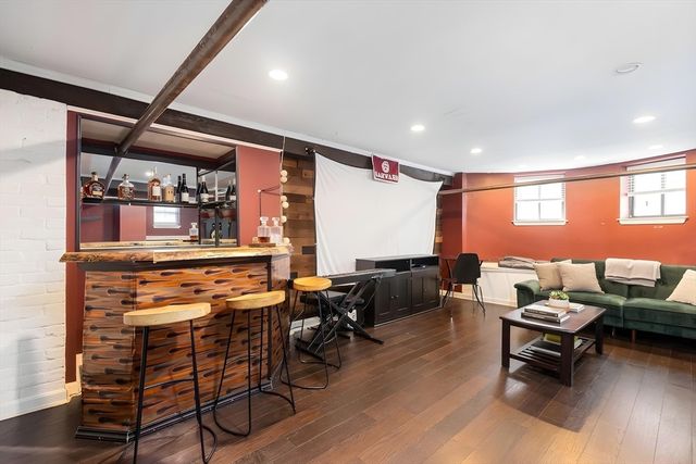 21 Royal Street 1, Boston, MA 02134