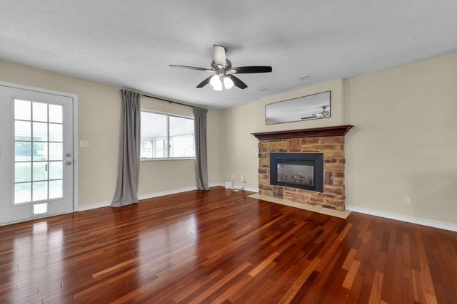 3513 En Joie Drive, Columbus, OH 43228