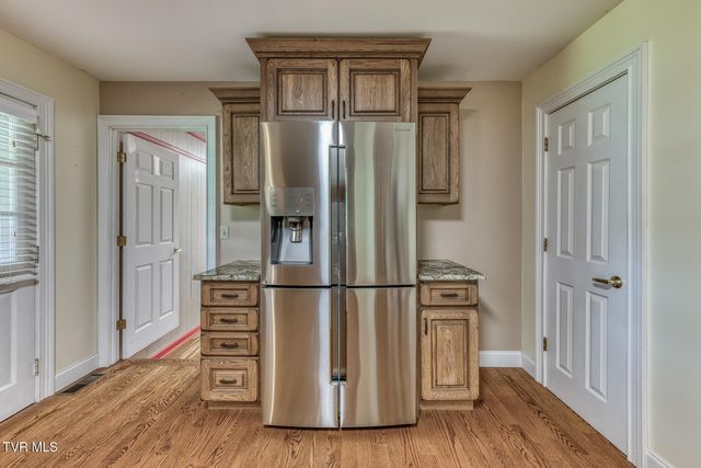 105 Livesay Circle, Rogersville, TN 37857