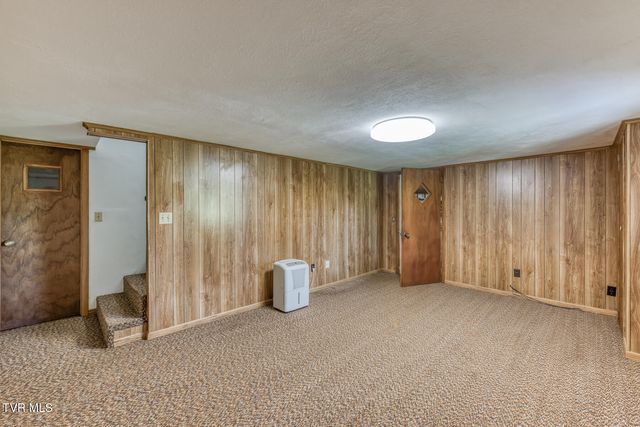105 Livesay Circle, Rogersville, TN 37857