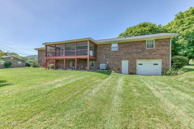 105 Livesay Circle, Rogersville, TN 37857