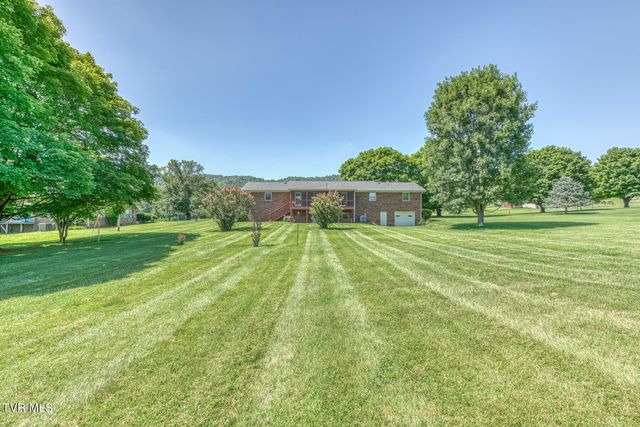 105 Livesay Circle, Rogersville, TN 37857