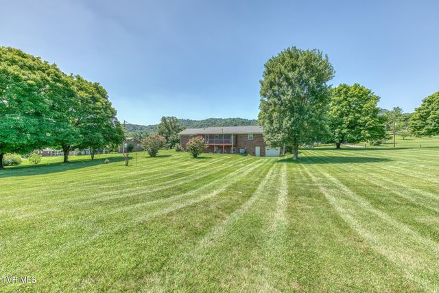 105 Livesay Circle, Rogersville, TN 37857