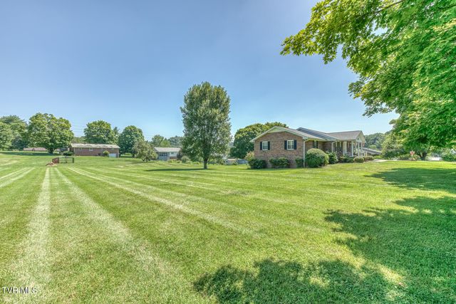 105 Livesay Circle, Rogersville, TN 37857