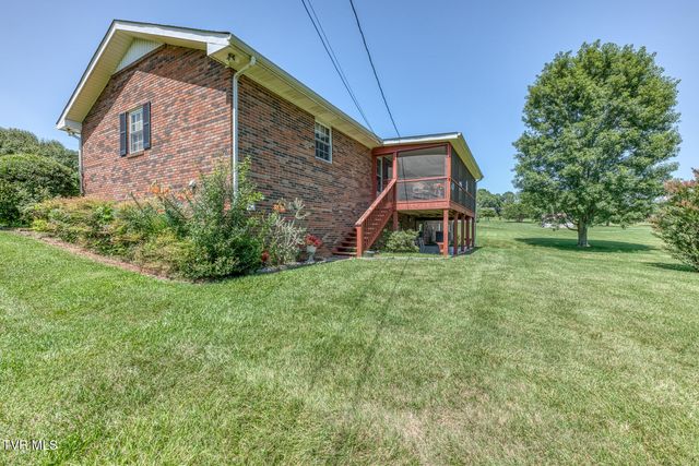 105 Livesay Circle, Rogersville, TN 37857
