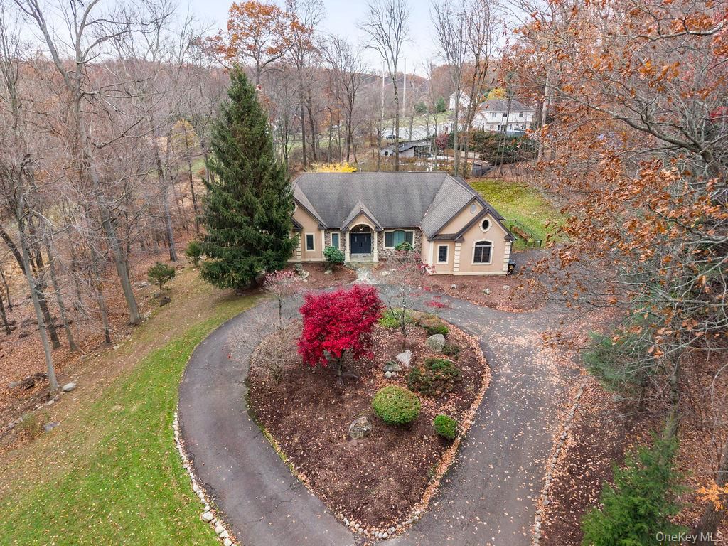 16 S De Baun Avenue, Airmont, NY 10901 — photo 3