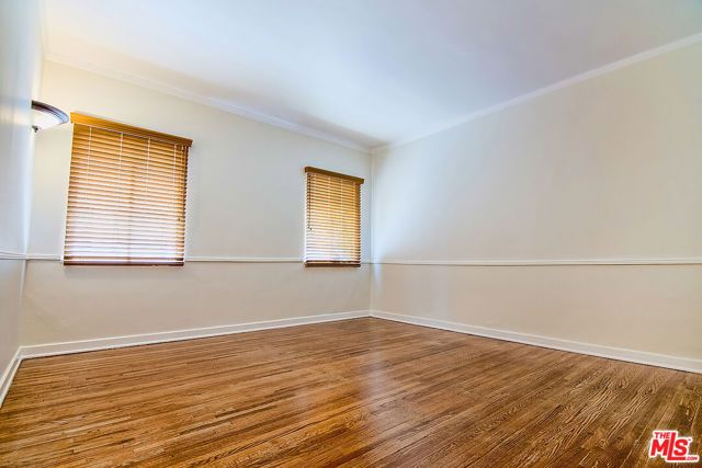 1071 S CLOVERDALE Avenue, Los Angeles, CA 90019
