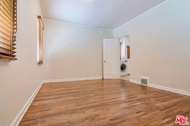 1071 S CLOVERDALE Avenue, Los Angeles, CA 90019