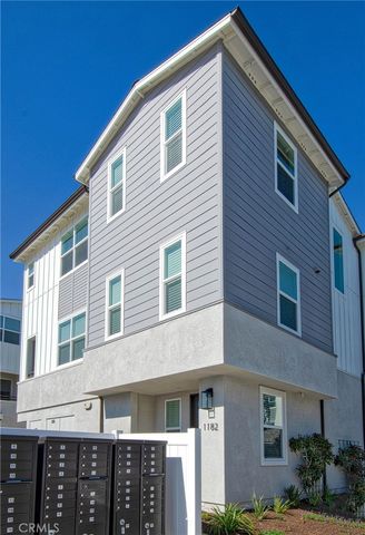 1182 Winslow Lane, Newport Beach, CA 92660