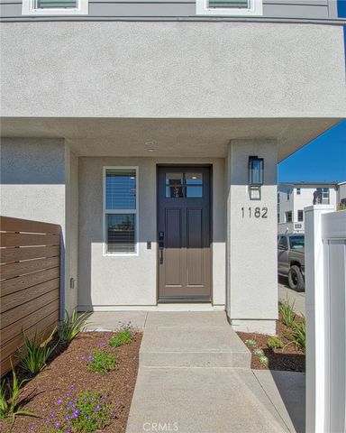 1182 Winslow Lane, Newport Beach, CA 92660