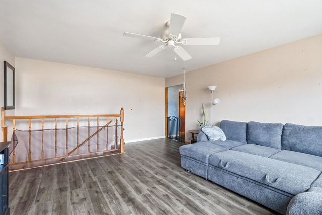 1126 13th Street, Silvis, IL 61282