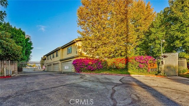 181 W La Verne 5, Pomona, CA 91767