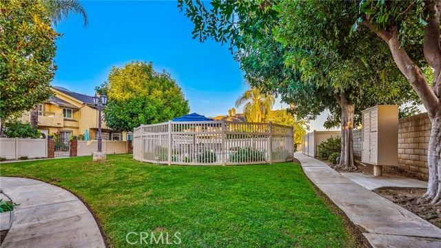 181 W La Verne 5, Pomona, CA 91767