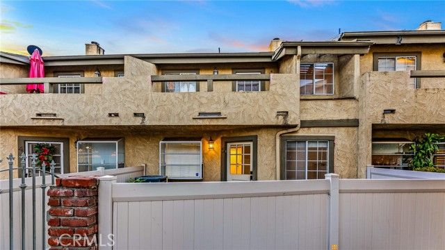 181 W La Verne 5, Pomona, CA 91767