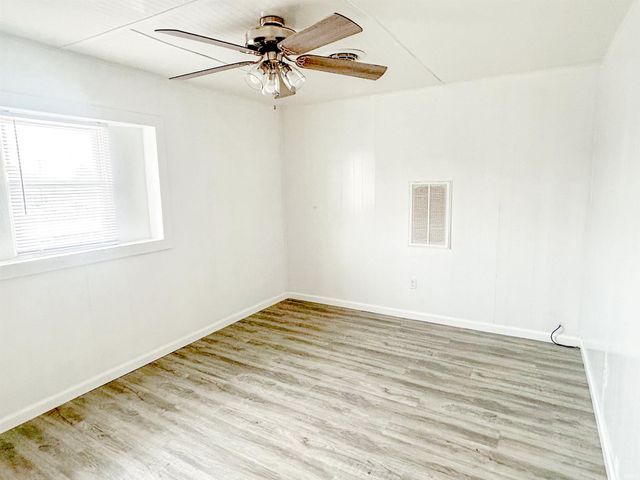 118 S Walnut Street, Ridgeville, IN 47380