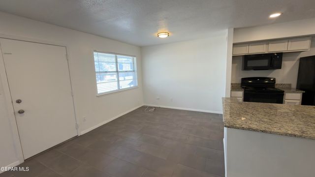 101 N Trevino Road C, Santa Teresa, NM 88008