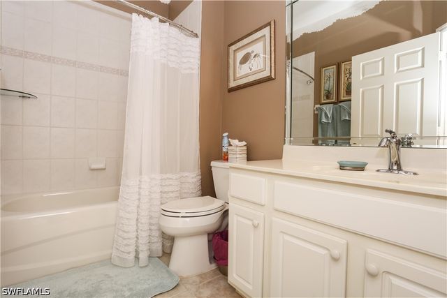 7753 Haverhill CT, Naples, FL 34104