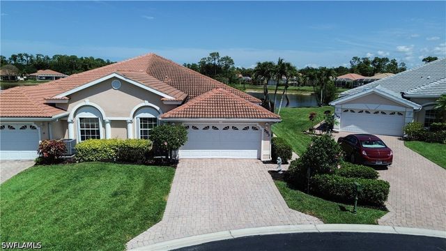 7753 Haverhill CT, Naples, FL 34104