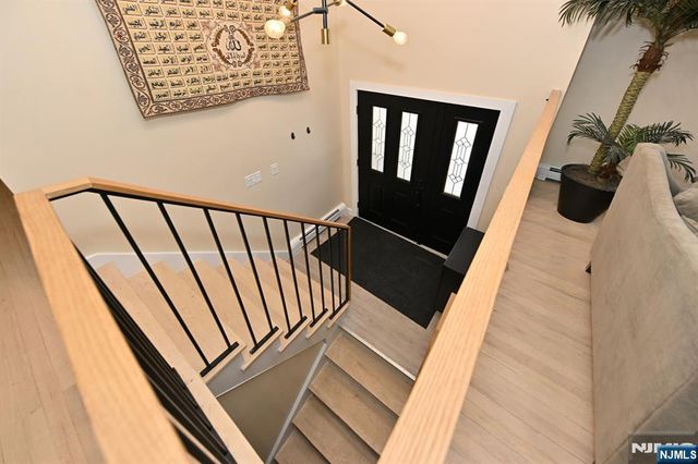 83 Cottage Place, Westwood, NJ 07675