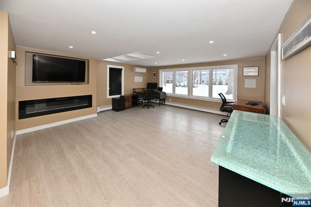 83 Cottage Place, Westwood, NJ 07675