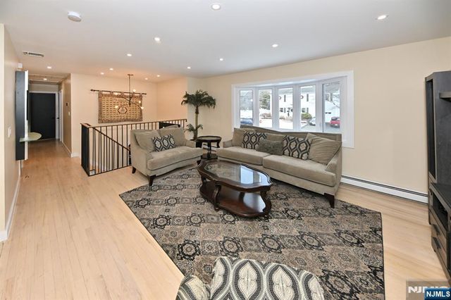 83 Cottage Place, Westwood, NJ 07675