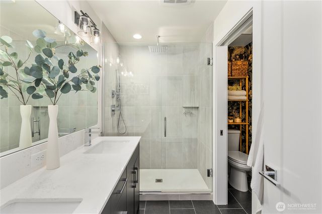 9624 Linden Avenue N, Seattle, WA 98103