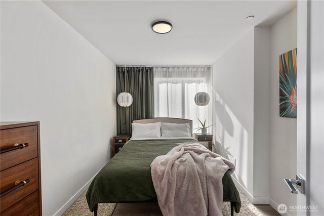 9624 Linden Avenue N, Seattle, WA 98103