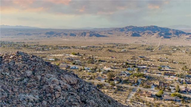 61104 Prescott Trail, Joshua Tree, CA 92252