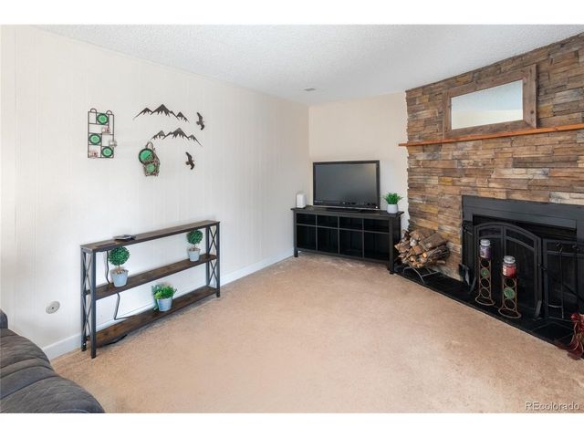 3404 S Ouray Way, Aurora, CO 80013