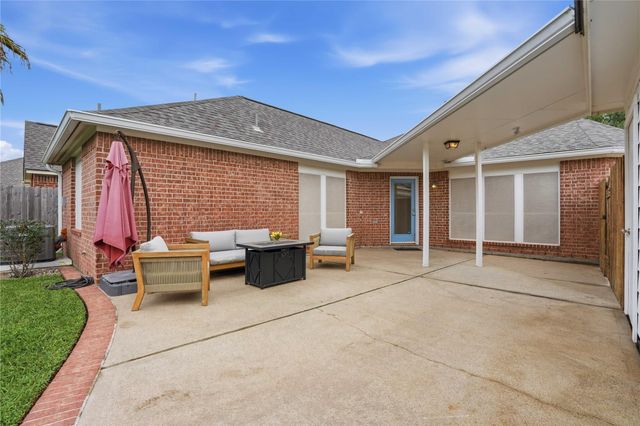 6163 Sheffield Lane, League City, TX 77573