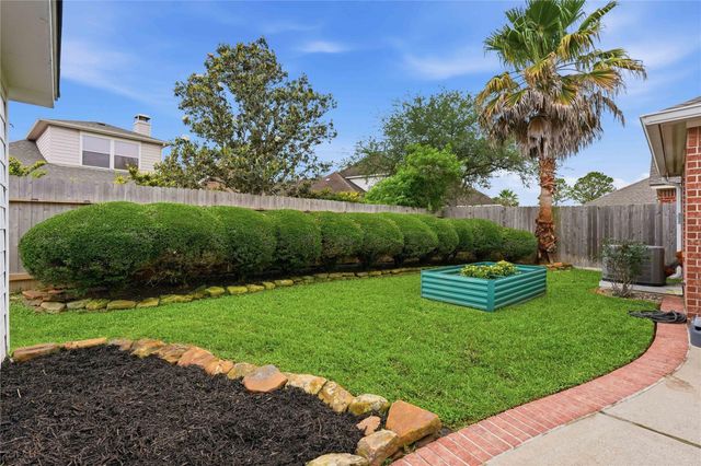 6163 Sheffield Lane, League City, TX 77573