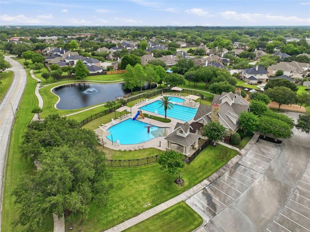 6163 Sheffield Lane, League City, TX 77573