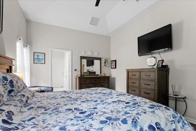 7710 NW 38TH PLACE, Gainesville, FL 32606