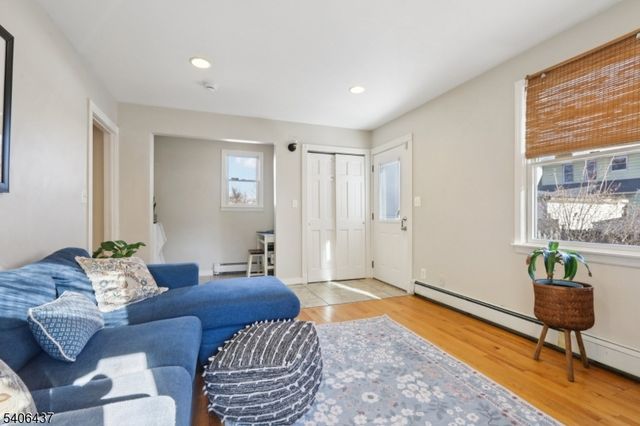 21 Rowe St, Bloomfield Twp., NJ 07003