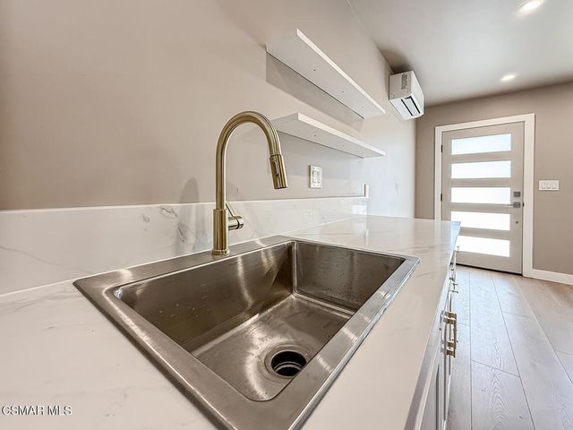 11432 Acala Avenue, San Fernando, CA 91340