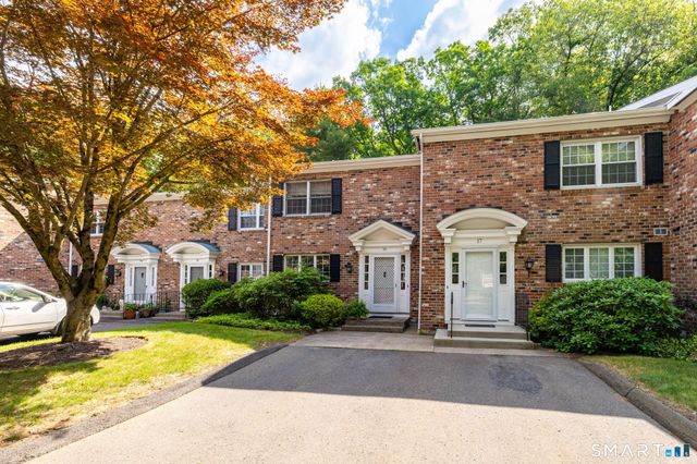 16 Tunxis Village 16, Farmington, CT 06032
